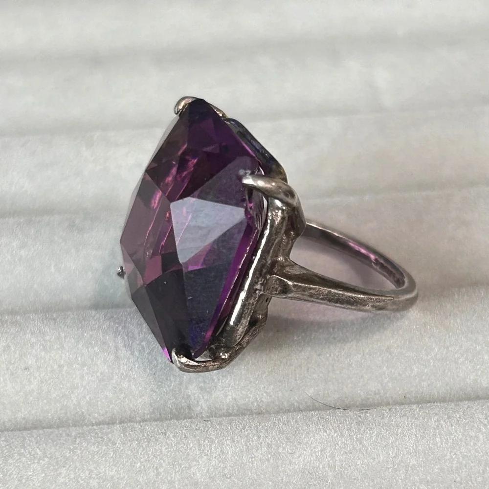 Vintage Sterling Silver Large Purple Lucite Cocktail Statement Ring Sz 5.25